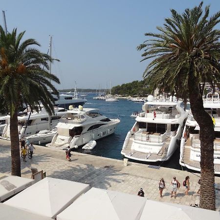 Inn Town Center Hvar Town Exterior photo