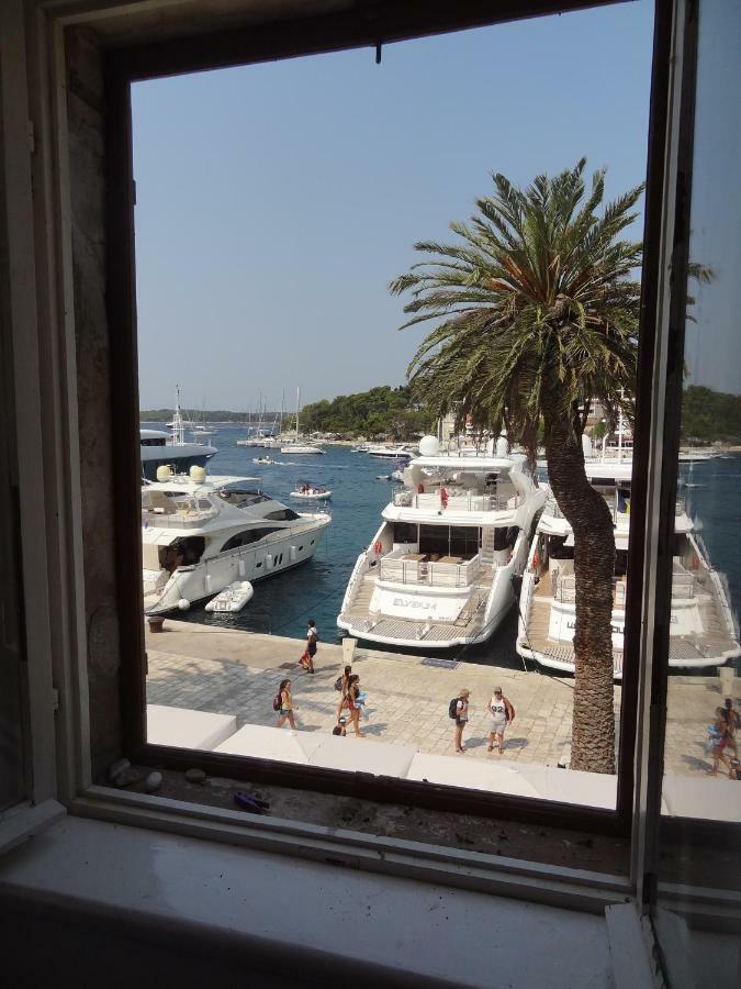 Inn Town Center Hvar Town Exterior photo